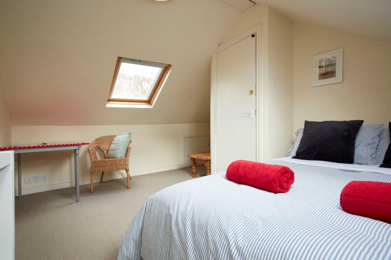 Gaia House, York Apartment Стая снимка